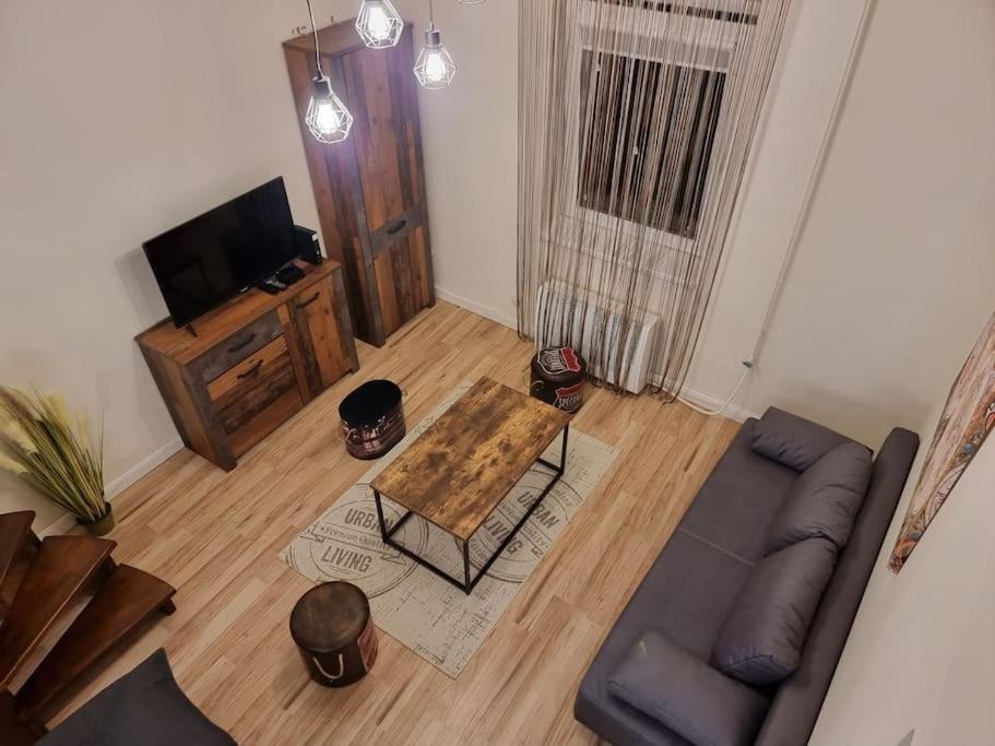 Vintage Apartman In City Center 米什科尔茨 外观 照片