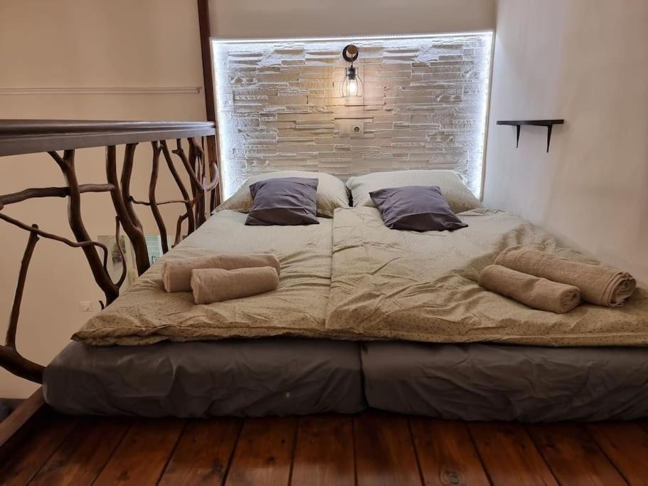 Vintage Apartman In City Center 米什科尔茨 外观 照片